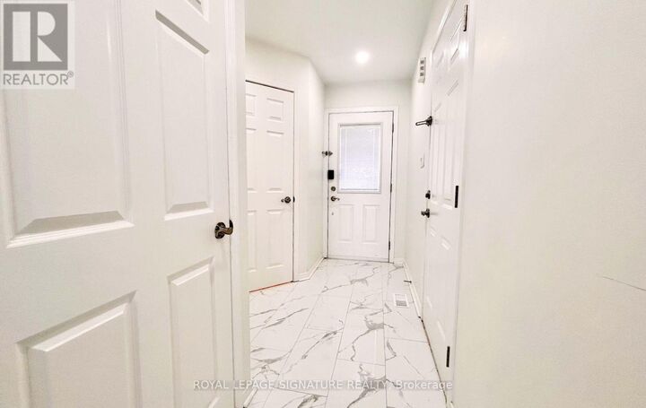 Property Photo:  28 Millburn Drive  ON L1C 5L6 