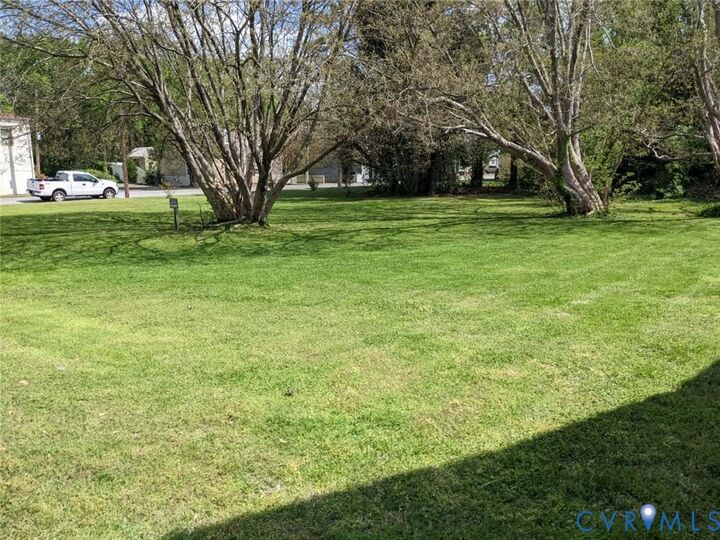 Property Photo:  502 Grove Avenue  VA 23803 