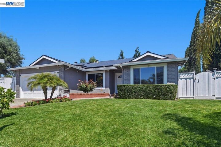 Property Photo: 2861 Millbridge Pl CA 94583