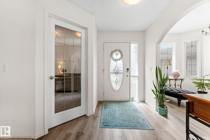 Property Photo:  10848 8 Avenue SW 6  AB T6W 1G5 