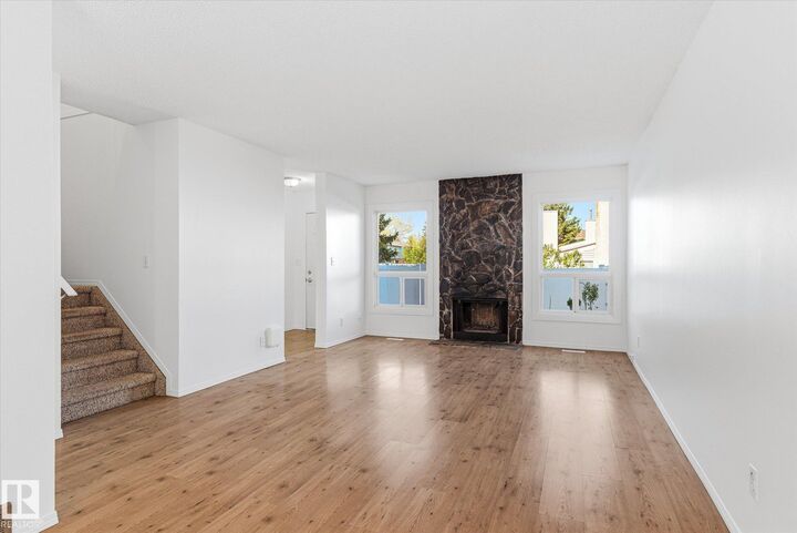 Property Photo:  6320 184 Street NW  AB T5T 2N8 