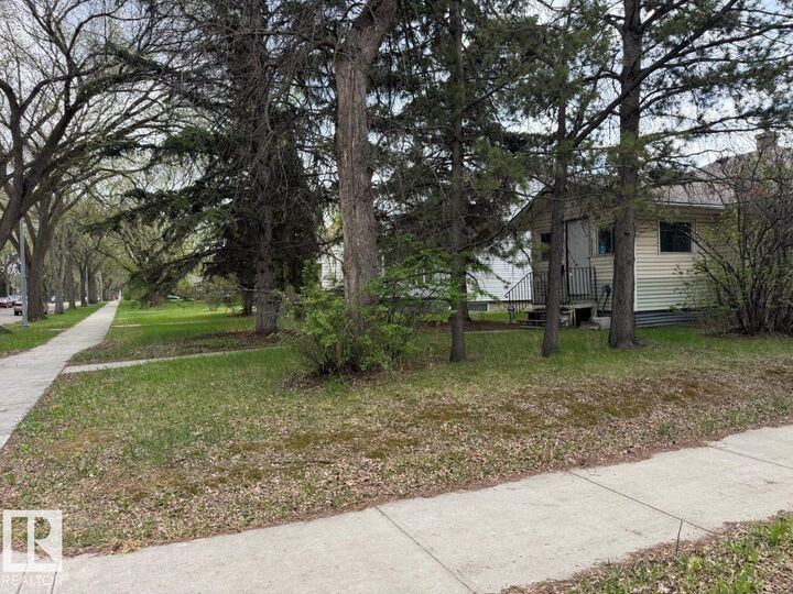 Property Photo: 12330 106 Street NW AB T5G 2S2
