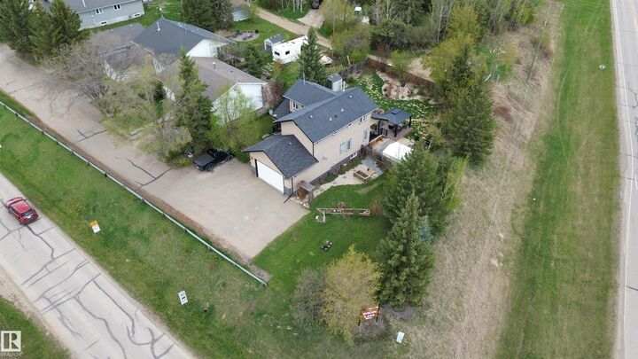 Property Photo:  501 Lakeside Drive  AB T7Z 2V5 