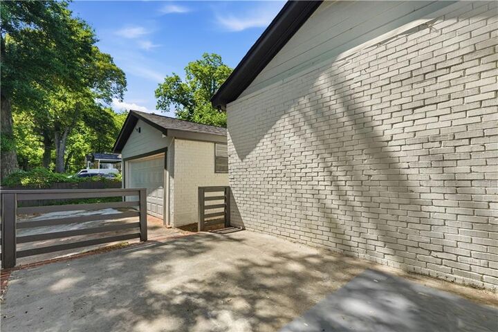 Property Photo: 166 Burbank Drive NW GA 30314