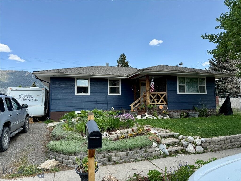 Property Photo:  2030 Adams Avenue  MT 59701 