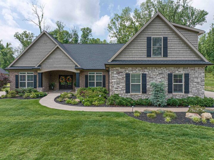 Property Photo:  1691 Victoria Woods Drive  IN 47601 