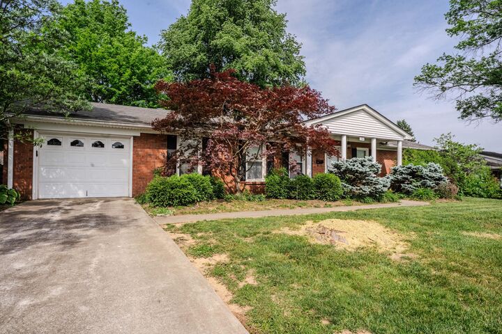 Property Photo:  104 Papago Trail  KY 40601 