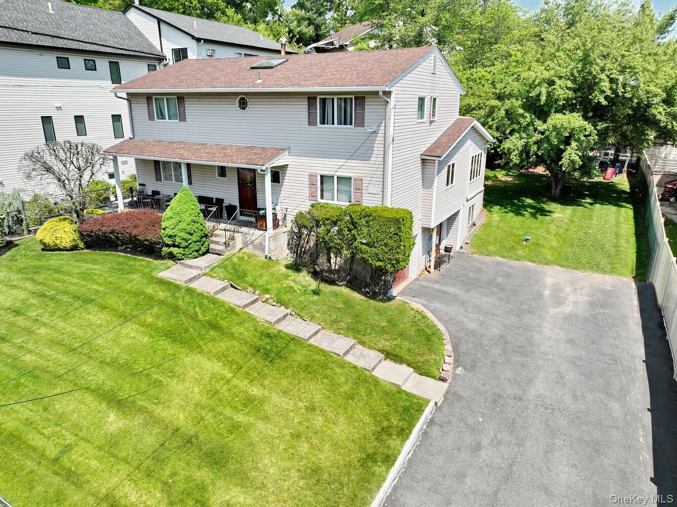 Property Photo:  22 Jill Lane  NY 10952 