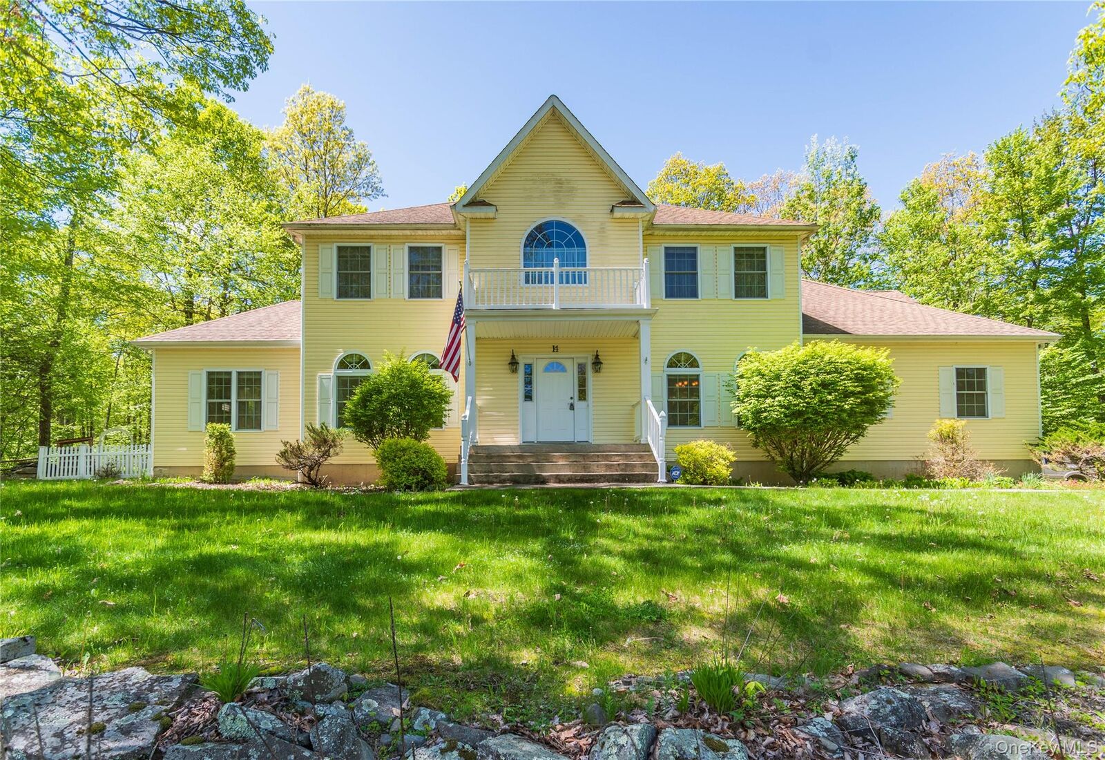 Property Photo:  14 Glen Rock Circle  NY 12528 