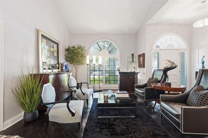 Property Photo:  11760 Ashley Court  FL 33772 