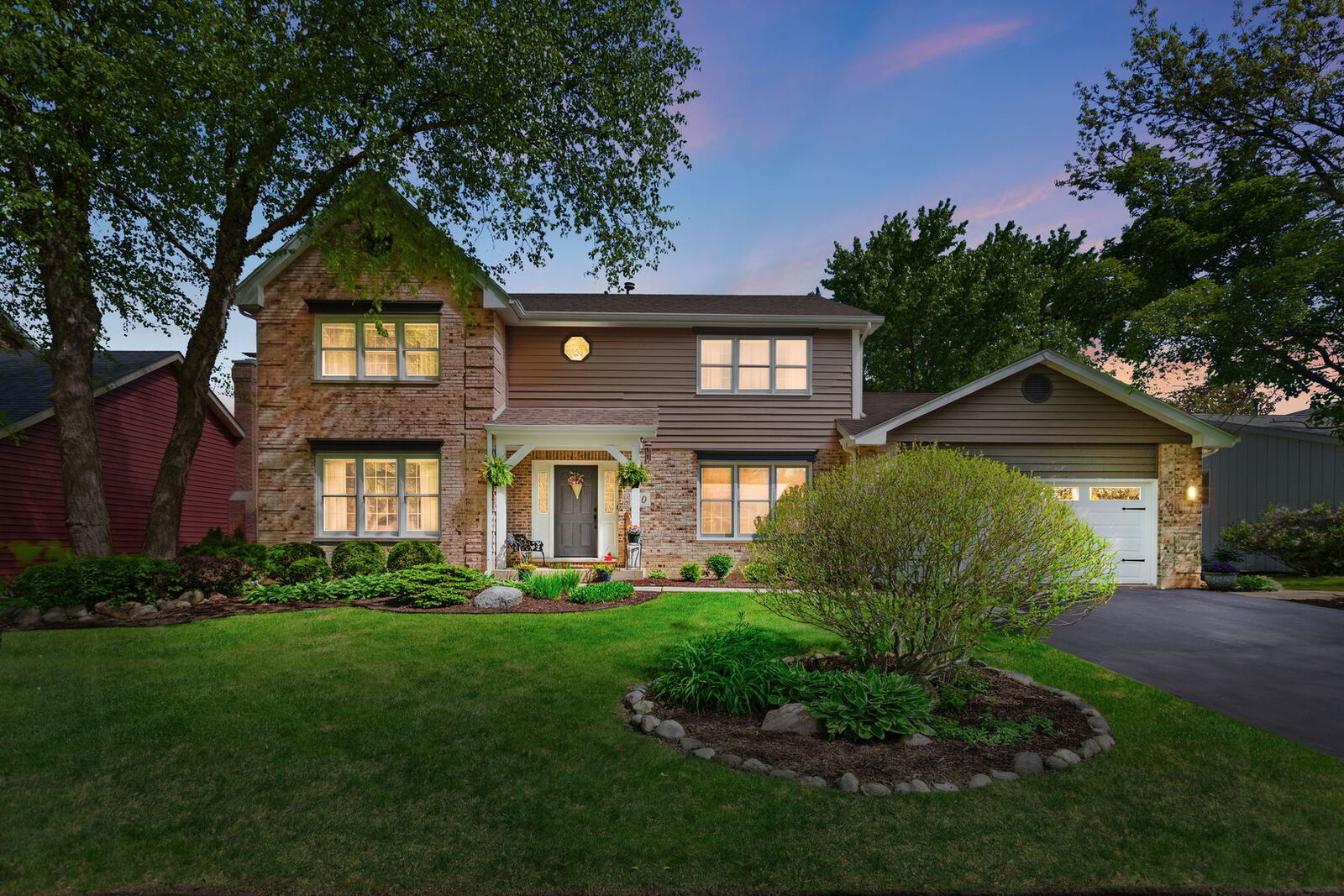 Property Photo: 110 Courtney Lane IL 60013