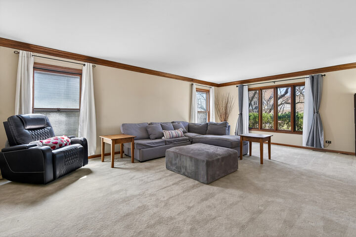 Property Photo:  1659 Brittany Lane  IL 60192 