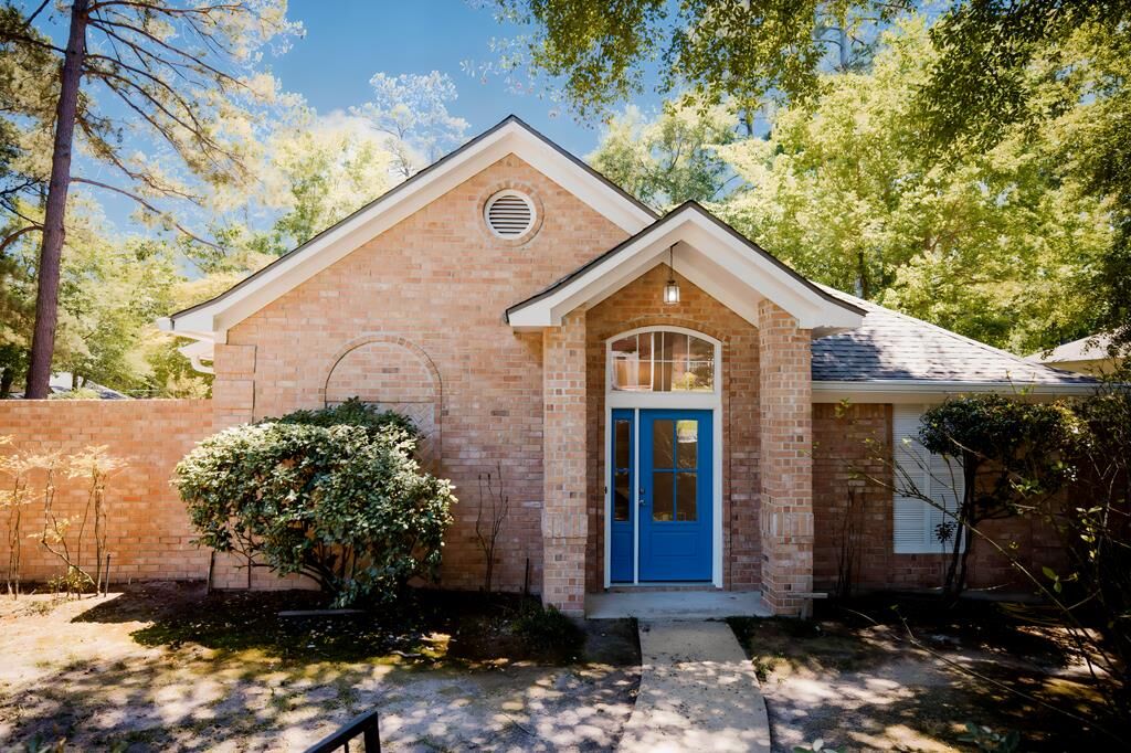 Property Photo:  101 Bending Oak Drive  TX 75904 