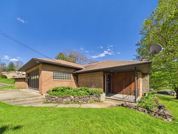 Property Photo:  300 Catlin Avenue  PA 16743 