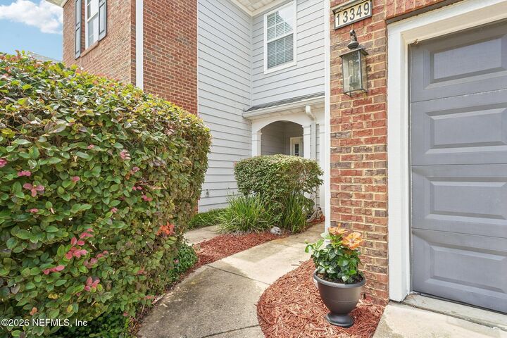 Property Photo:  13349 Stone Pond Drive  FL 32224 