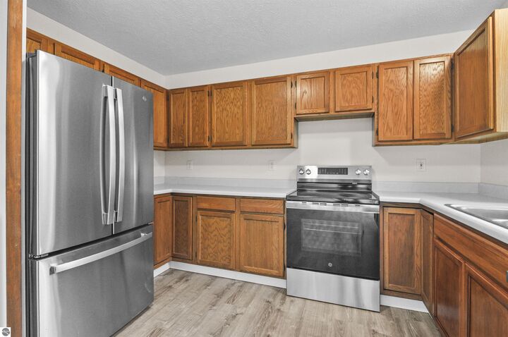 Property Photo:  142 Fern Avenue  MI 49601 