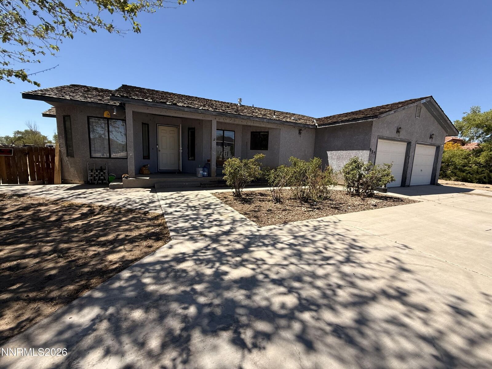 Property Photo: 957 Ronald Way NV 89406