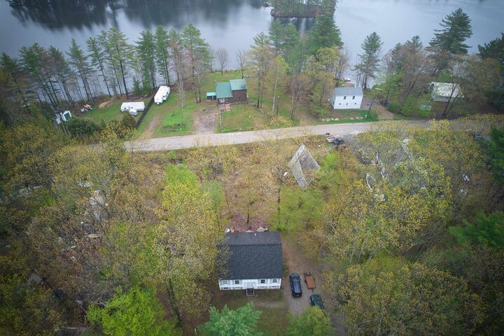 Property Photo:  6 Friar Tuck Road  NH 03224 
