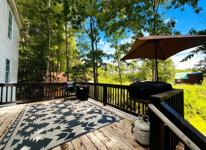 Property Photo:  6 Friar Tuck Road  NH 03224 