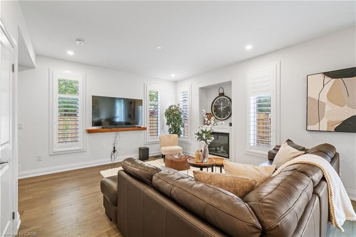 Property Photo:  3384 Carter Common  ON L7M 3R9 