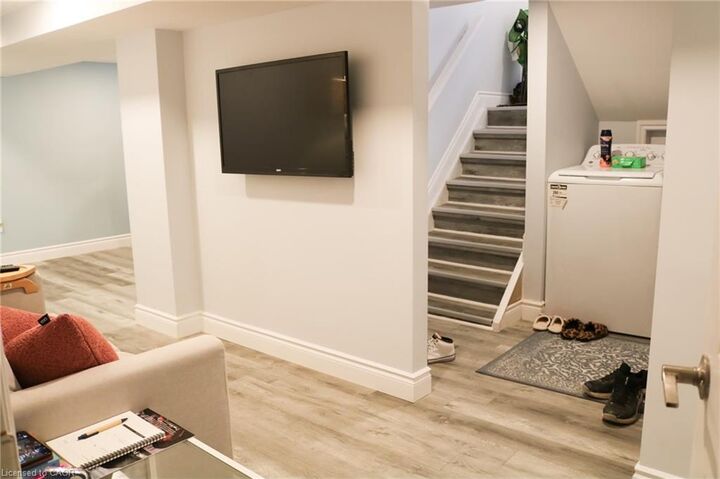 Property Photo: 284 East 21st Street Lower ON L8V 2T9