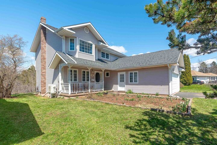 Property Photo:  22 Doc Blanchard Crescent  PE C1A 9K2 