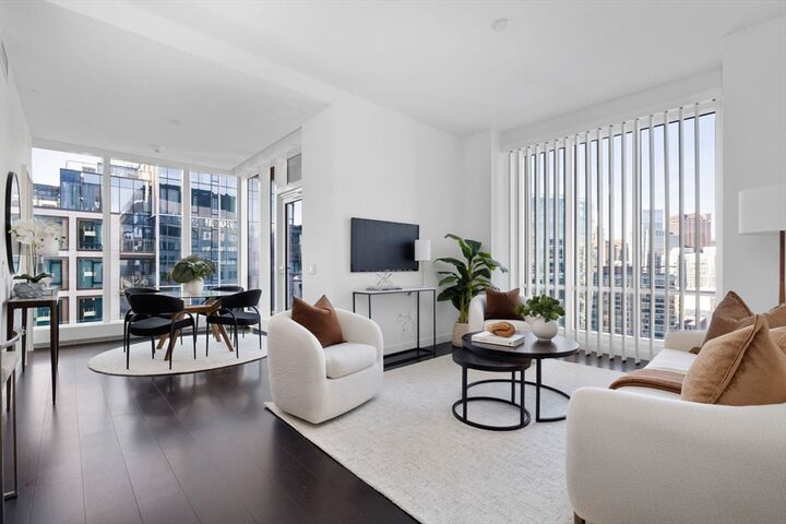 Property Photo:  150 Seaport Blvd 12B  MA 02210 