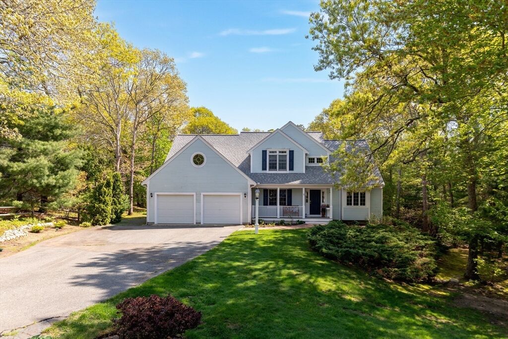 Property Photo: 5 Summerwind Ln MA 02556