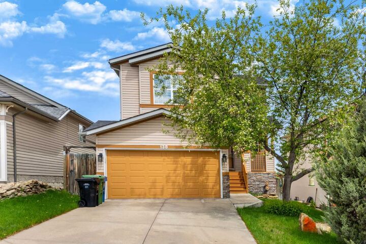 Property Photo: 138 Panamount Crescent NW AB T3K 5L7