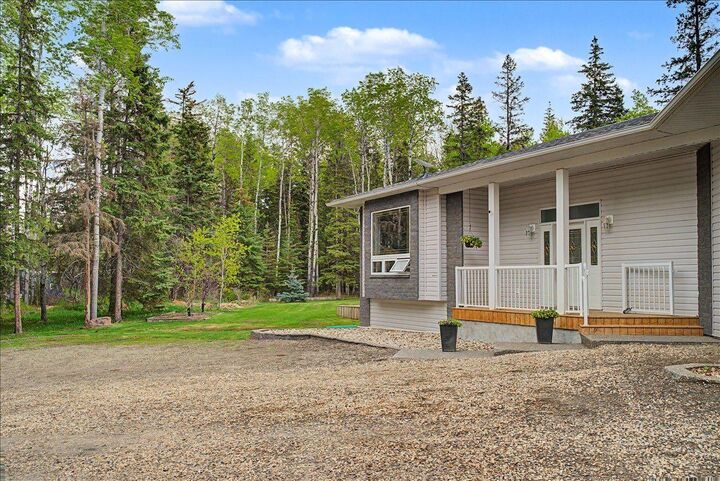 Property Photo:  13 742033 53 Range Road  AB T0H 3C0 