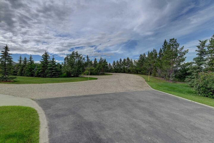 Property Photo:  17- 713019 RR 71  AB T8V 3A4 