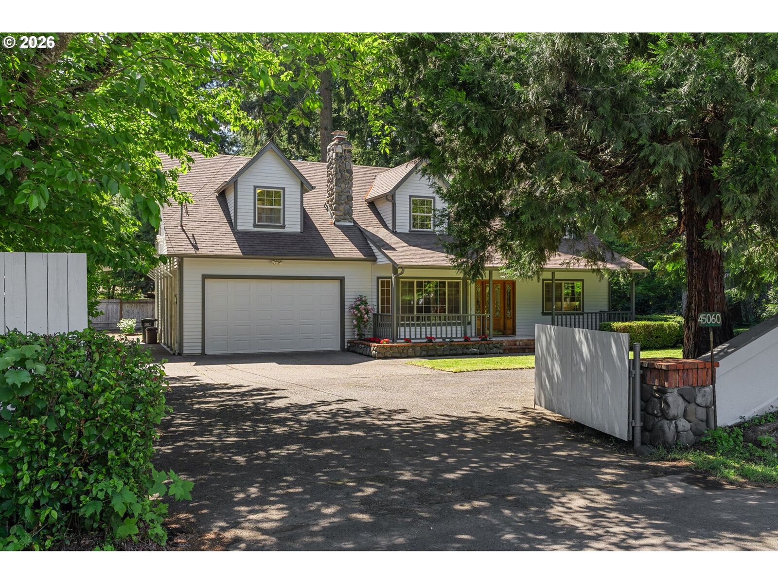 Property Photo:  45060 McKenzie Hwy  OR 97489 