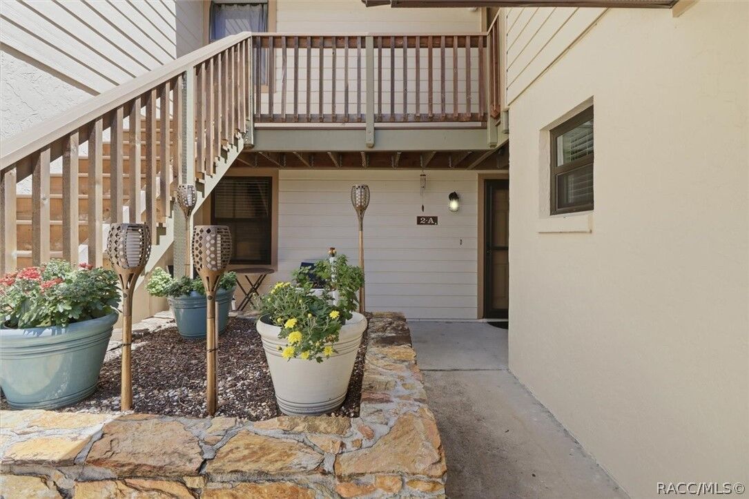 Property Photo:  115 E Hartford Street 2A  FL 34442 