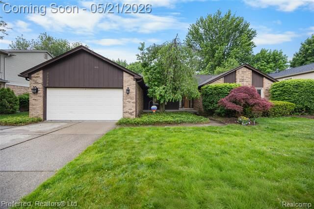 Property Photo:  21225 Parklane Street  MI 48335 