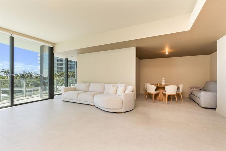 Property Photo:  500 Alton Rd 802  FL 33139 