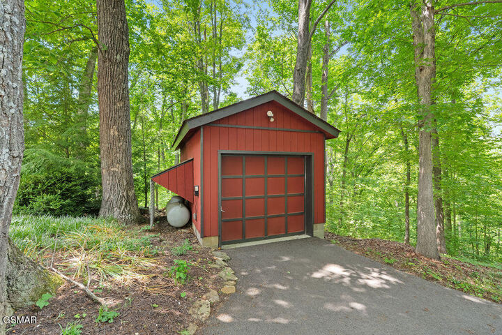 Property Photo:  804 S Shiloh Road  TN 37865 