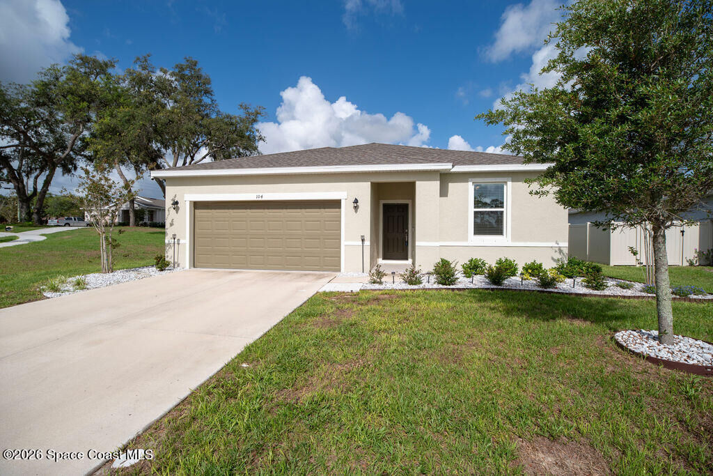 Property Photo:  104 Compass Place  FL 32796 
