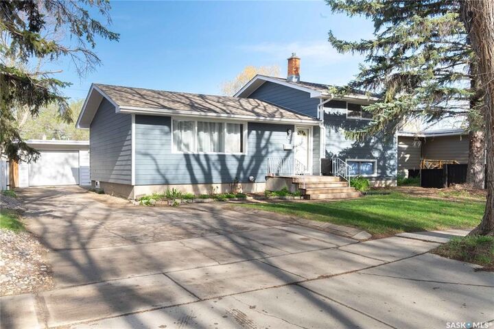 92 Bell Street — photo 1