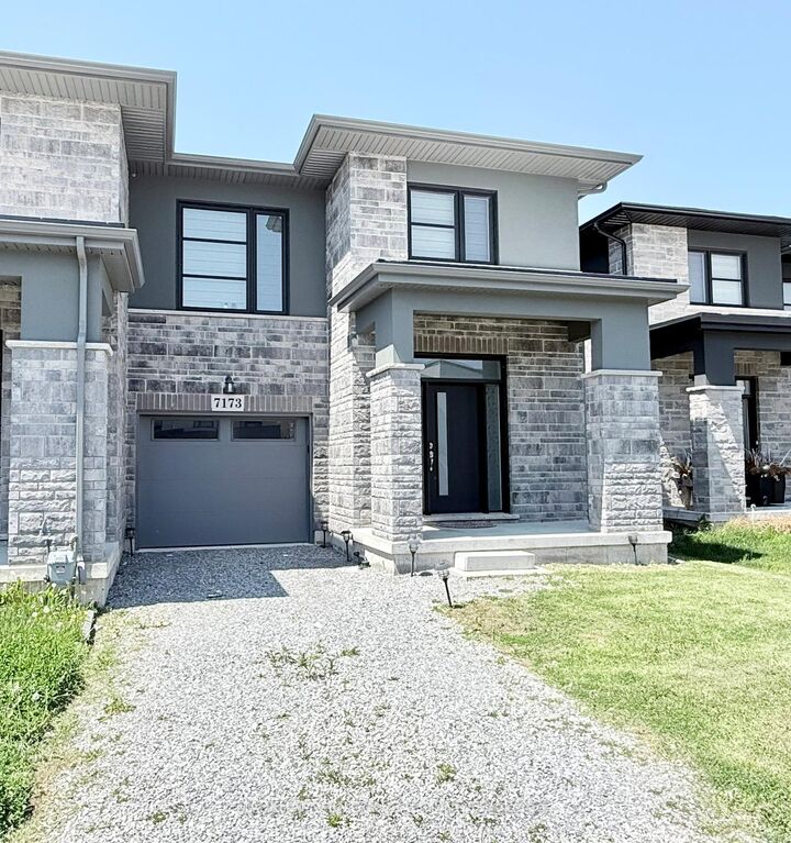 Property Photo: 7173 Parsa Street ON L2H 3T2