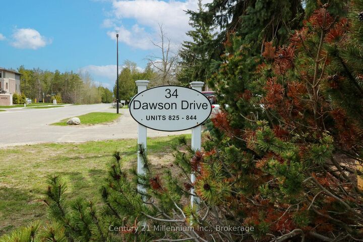 Property Photo:  34 Dawson Drive 825  ON L9Y 5B4 