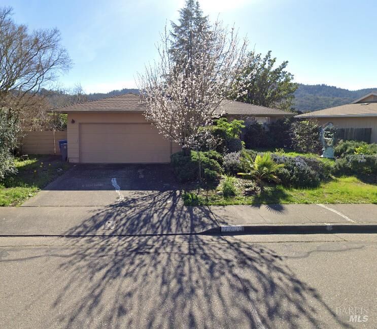 Property Photo: 7080 Oak Leaf Drive CA 95409