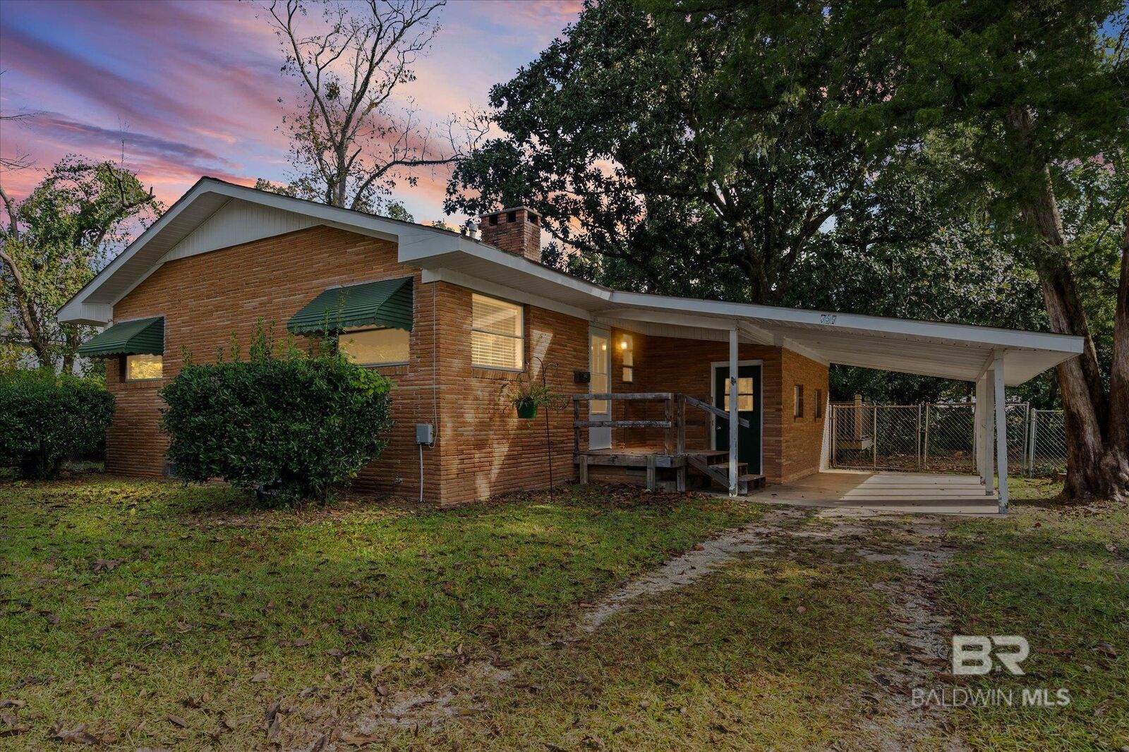 Property Photo:  359 Wisteria Street  AL 36532 