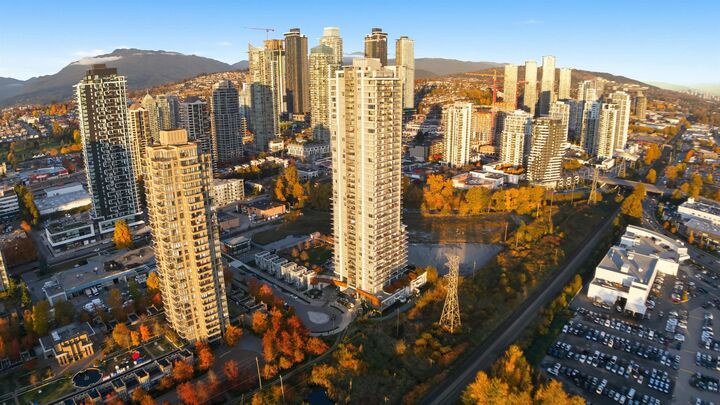 Property Photo: 2388 Madison Avenue 3801 BC V5C 0K8