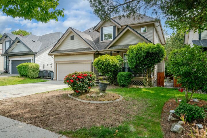 Property Photo: 18162 69 Avenue BC V3S 9C7