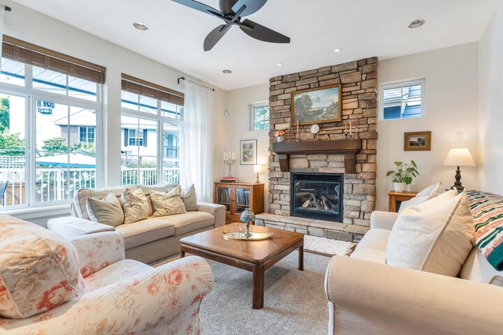 Photo de la propriété: 45241 Nicomen Crescent 6 BC V2R 0M1