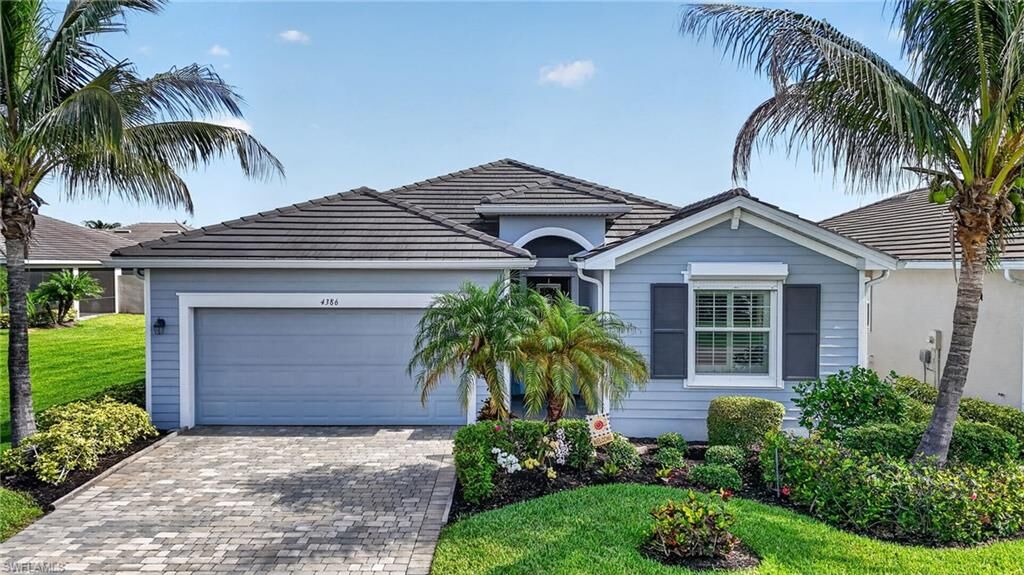 Property Photo: 4386 Bluegrass Dr FL 33916