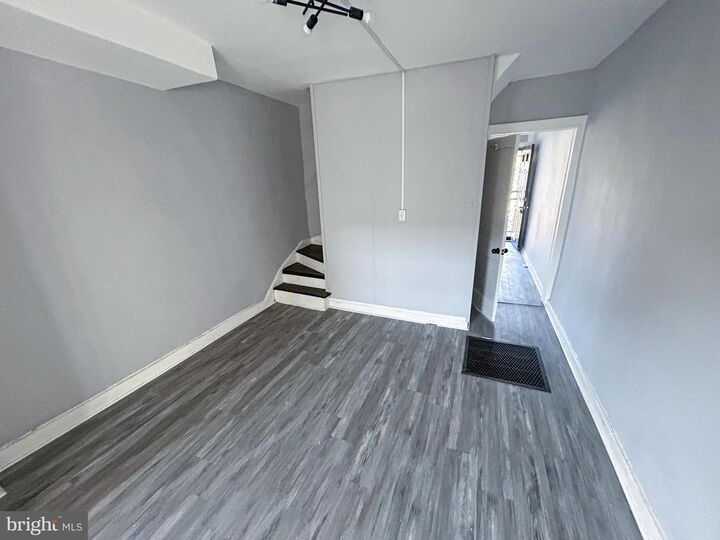 Property Photo:  1531 N Woodyear Street  MD 21217 