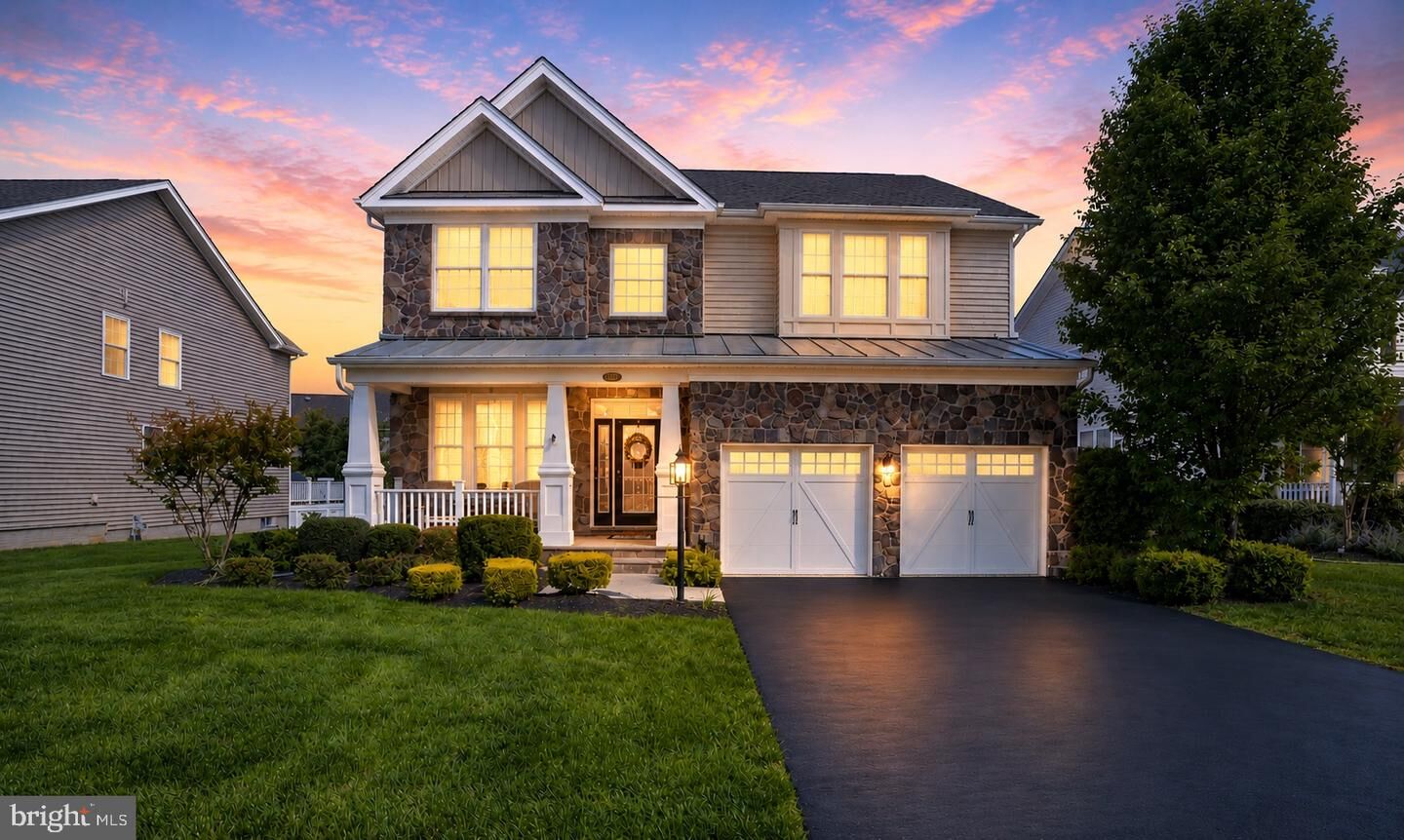 Property Photo: 5520 Blackburns Ford Court VA 20169