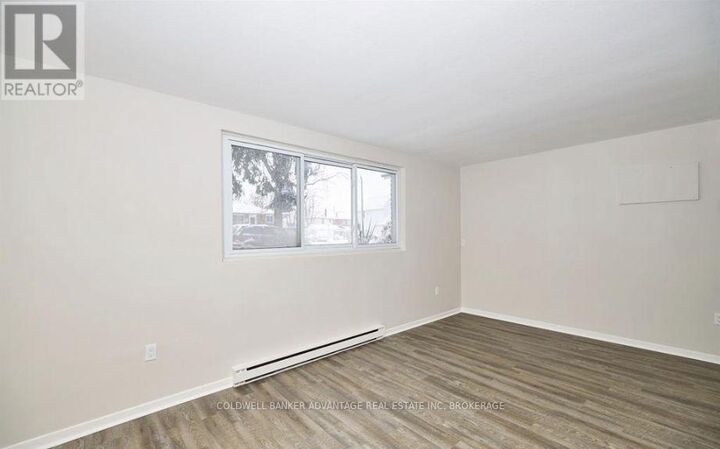 Property Photo:  136 Wilton Avenue 1  ON L3C 2A4 