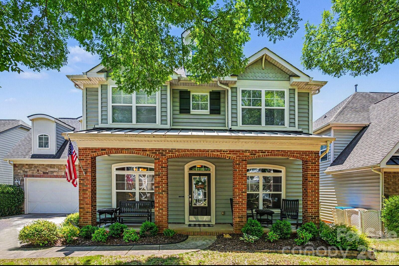 Property Photo: 8435 Whitehawk Hill Road NC 28173
